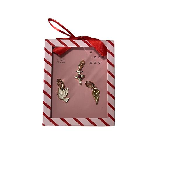 A New Day Jewelry Charms Set Gold-Tone 3-Pack Women Cross Dove Angel Wing - Picture 1 of 2